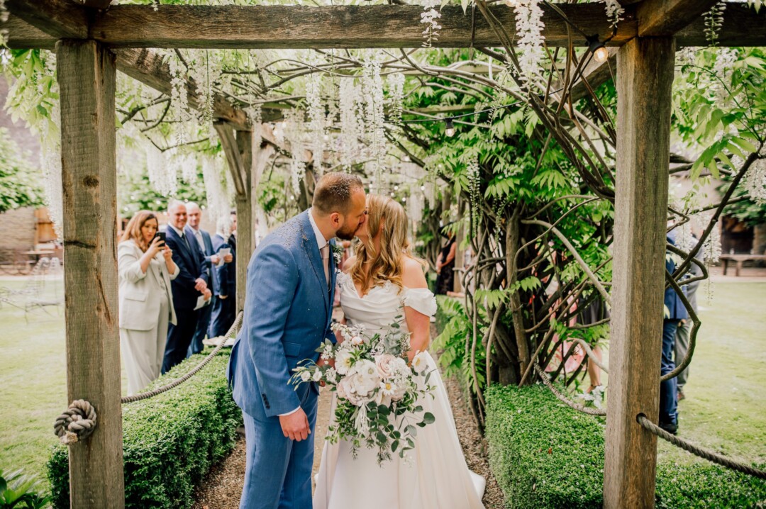 Wisteria wedding aisle in the Spring