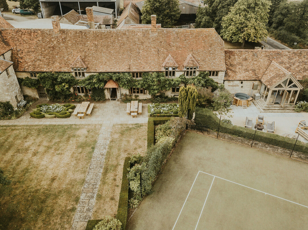 Image by <a href="https://www.igordemba.com/" target="_blank" rel="noopener">Igor Demba Photography</a> The Farmhouse at Tythe