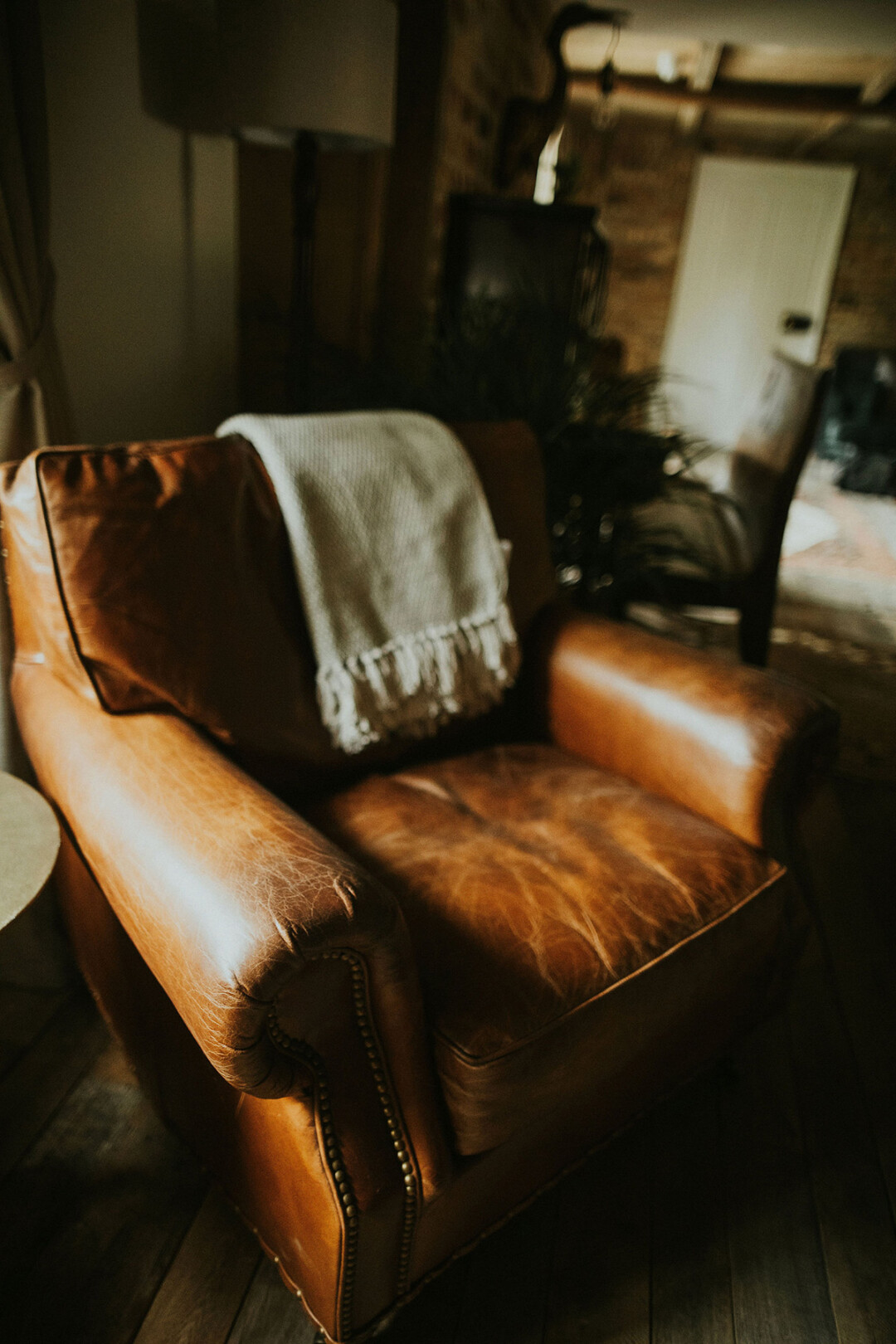 Image by <a href="https://www.igordemba.com/" target="_blank" rel="noopener">Igor Demba Photography</a> The Farmhouse at Tythe